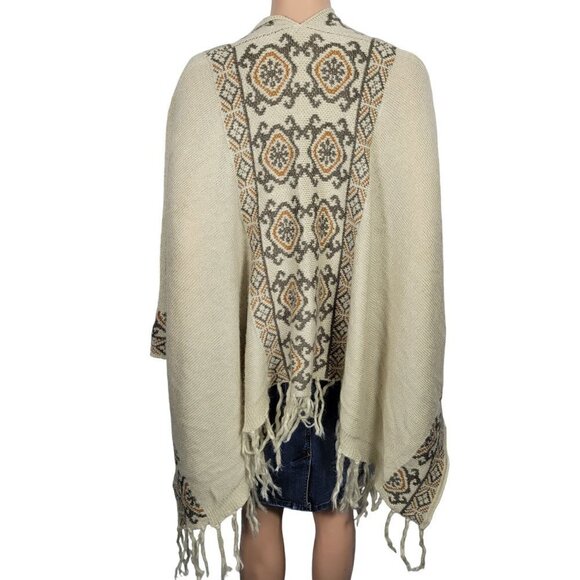 Lovestitch Women's Western/Boho Fringe Chunky Knit Sweater Shawl Wrap One Size - Picture 1 of 11